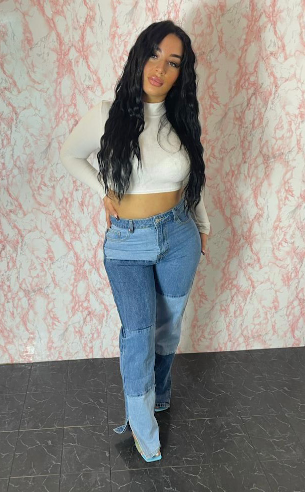 JEAN BLOC DE COULEUR FENDU